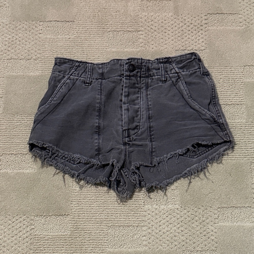 Free People size 0 Black Denim Shorts